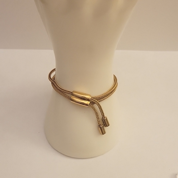 Vintage 1960s Monet gold tone bracelet